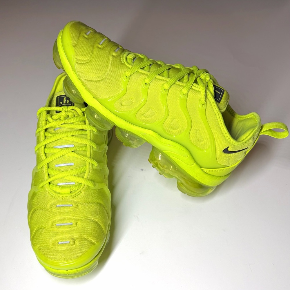 Nike Air Women’s VaporMax Plus Tennis Ball Athletic Sneakers Size- 8 - Picture 7 of 9